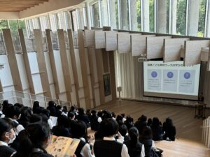 【３年生】フェリシアこども短期大学の入試説明会に参加しました